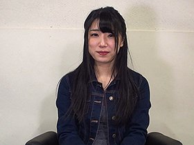 がぶ飲み放尿小便！2 素人娘14人の新鮮おしっこを直で飲尿させていただきました　サンプル画像09